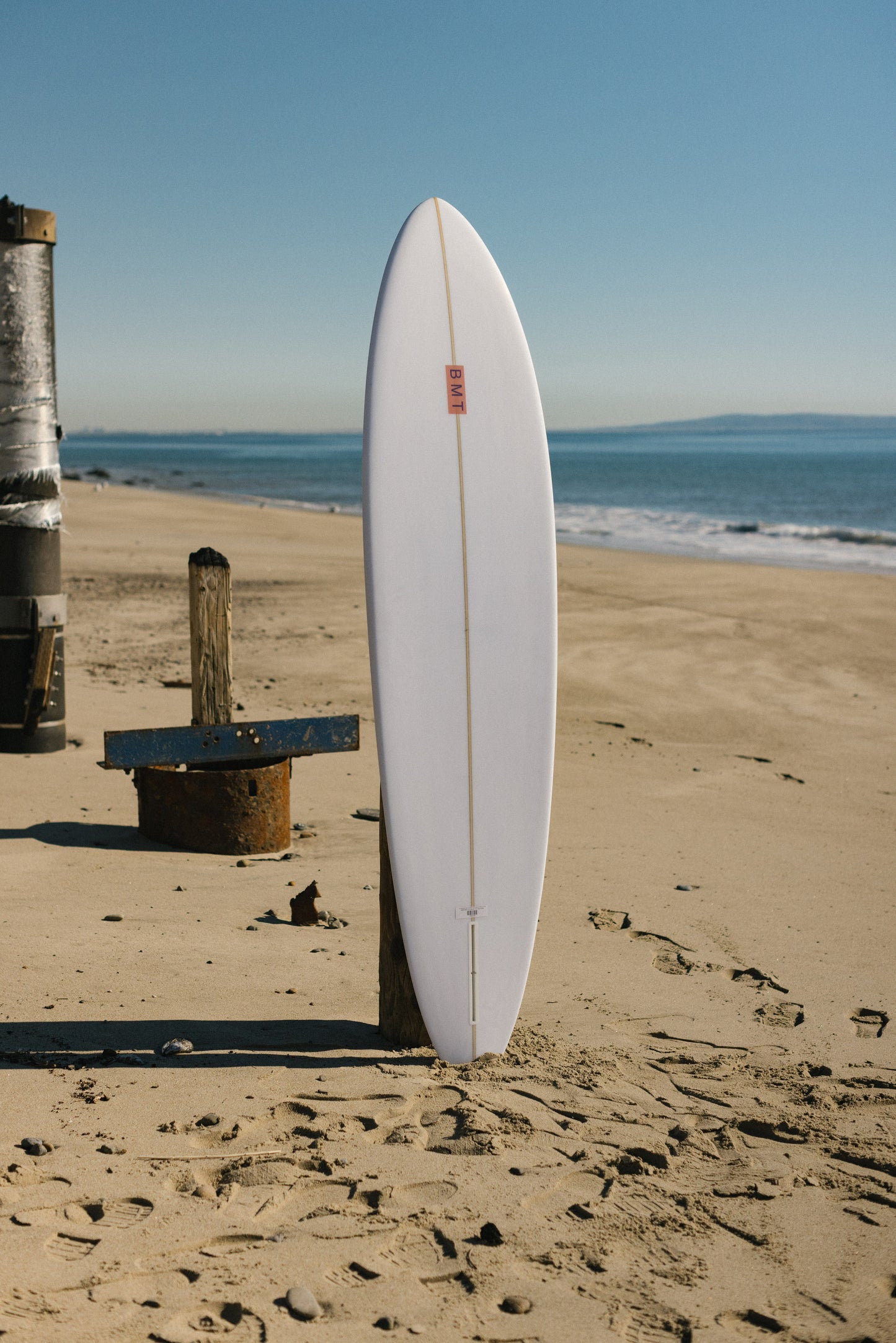 7'5 BROWN MICROWAVE TELEVISION SINGLE FIN